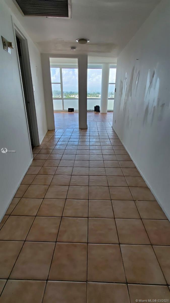 Miami Beach, FL 33141,900 Bay Dr #815