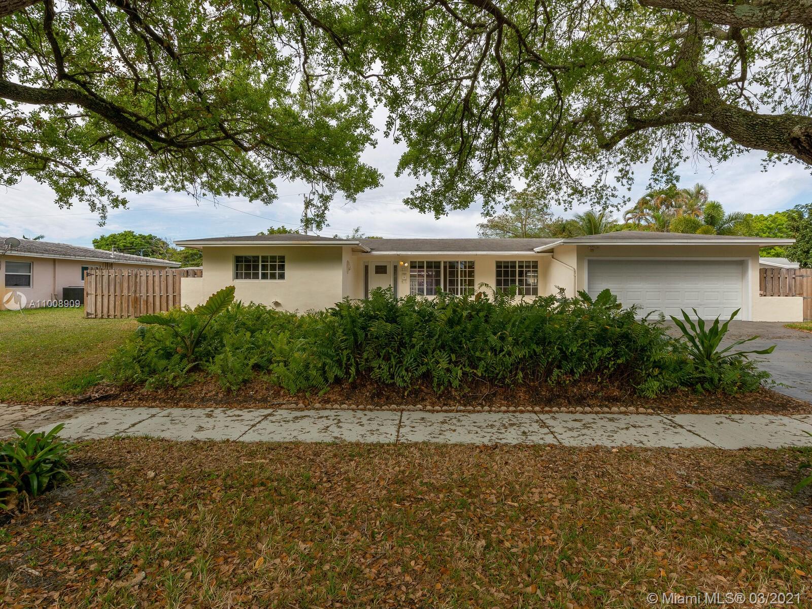 221 SW 57th Ave, Plantation, FL 33317