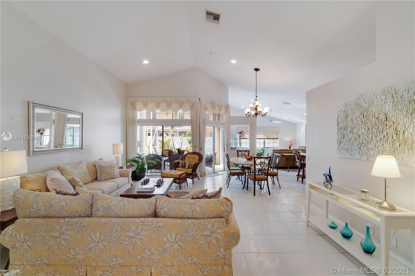 Weston, FL 33326,335 Lake Crest Ct