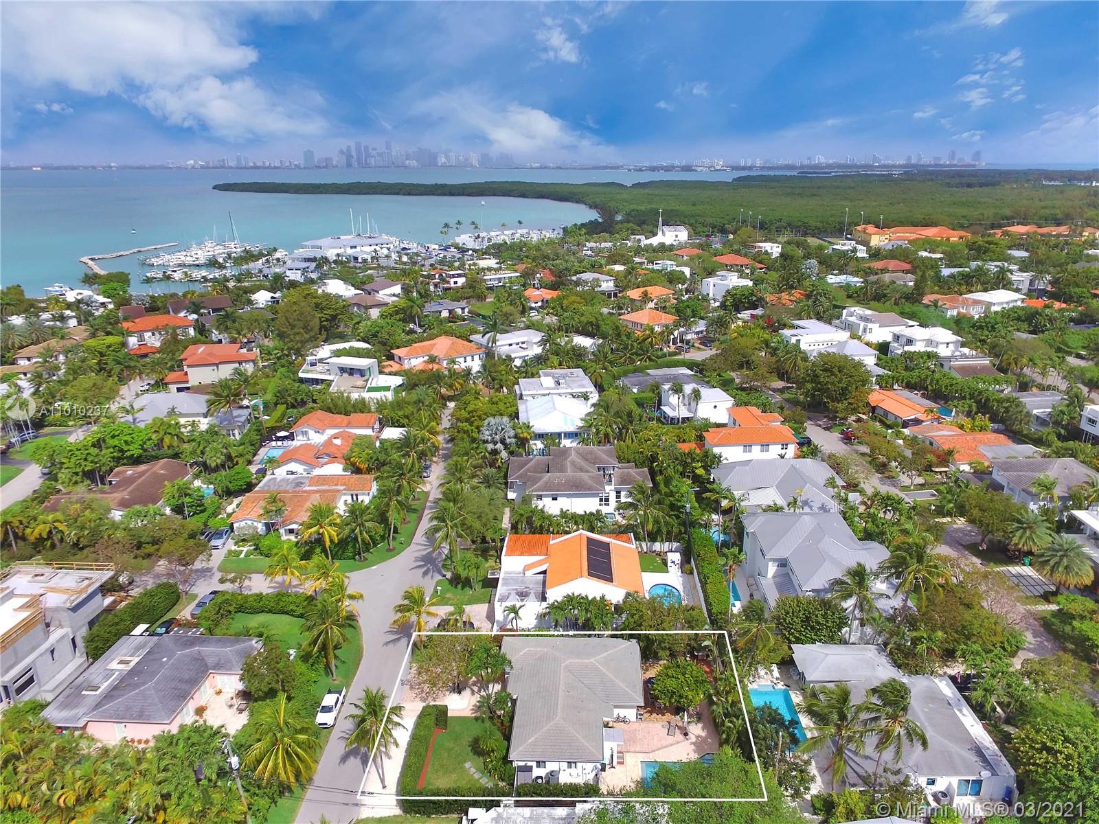 Key Biscayne, FL 33149,301 Hampton Ln