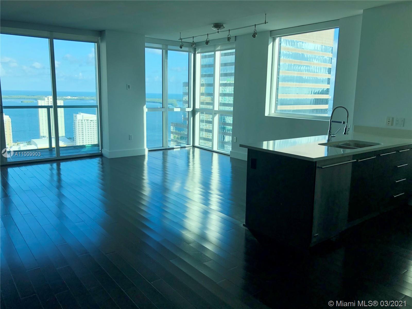 Miami, FL 33131,500 Brickell Ave #3802