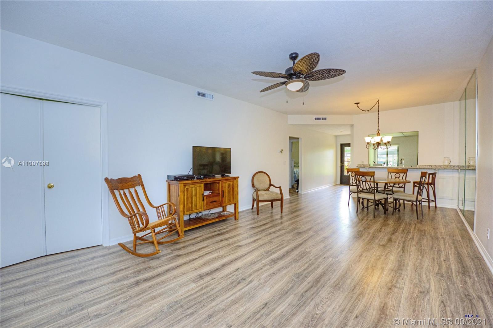 Hobe Sound, FL 33455,6533 SE Williamsburg Dr #102