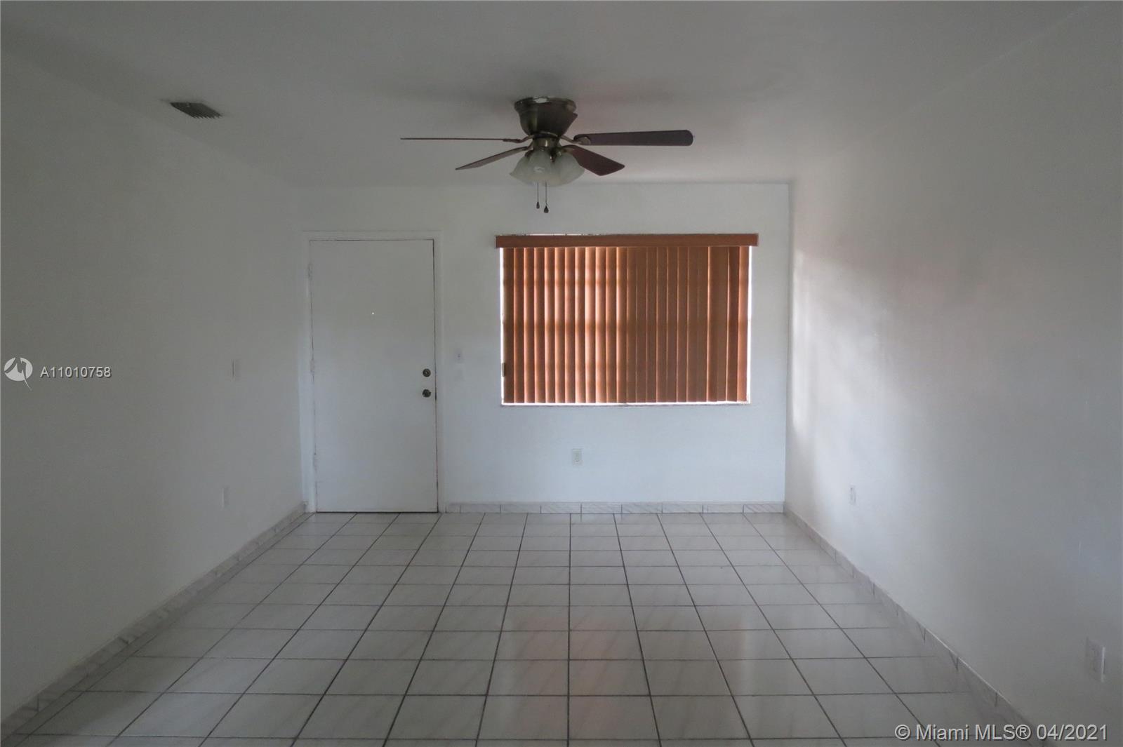 Hialeah, FL 33012,1281 W 29th St #33