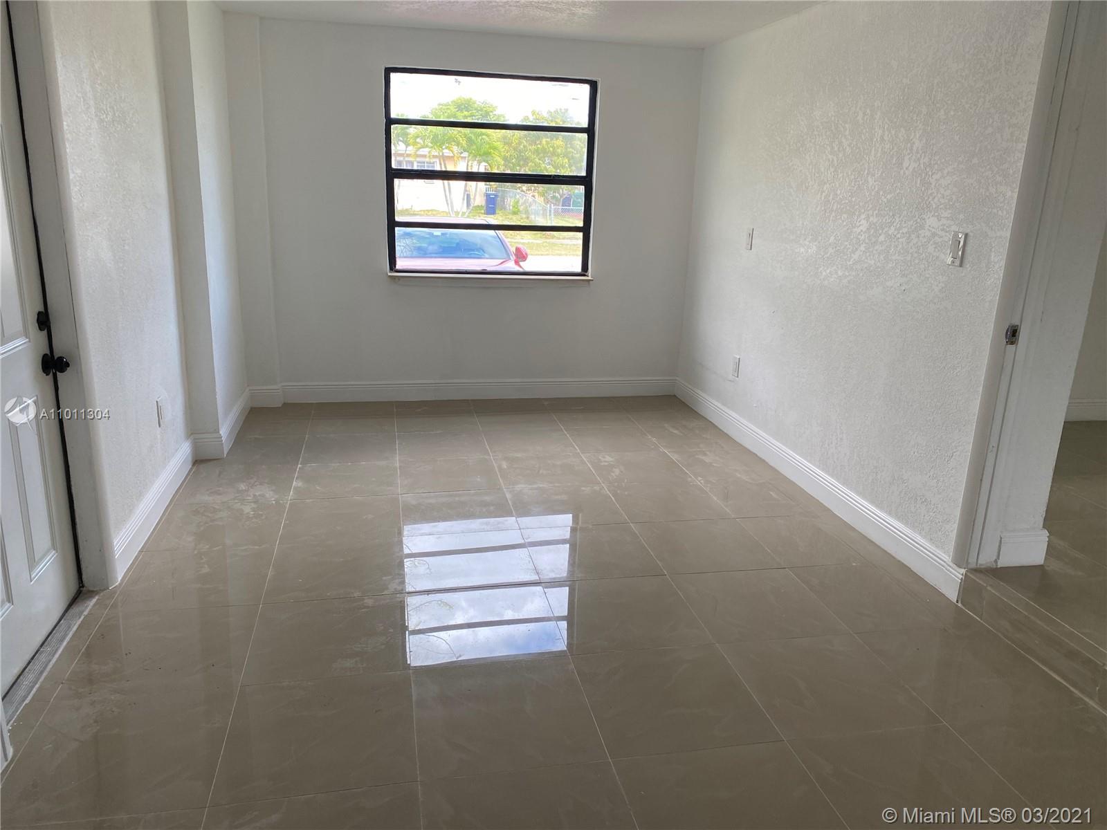 Cutler Bay, FL 33189,9870 Martinique Dr