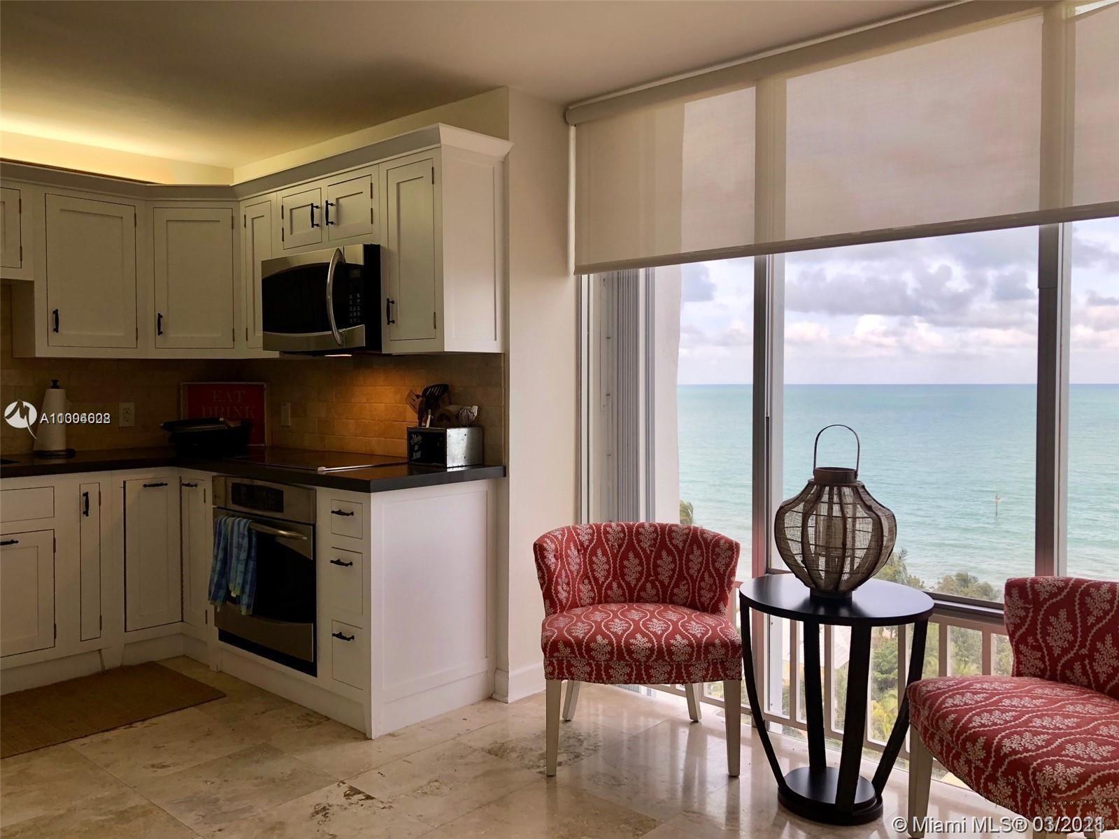 Key Biscayne, FL 33149,881 Ocean Dr #9G