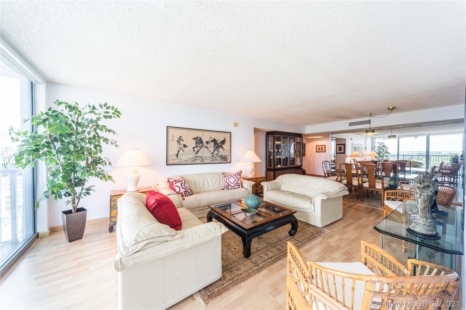 Photo 1 of Mirasol Ocean Towers Apt 1402 in Miami Beach - MLS A11011363