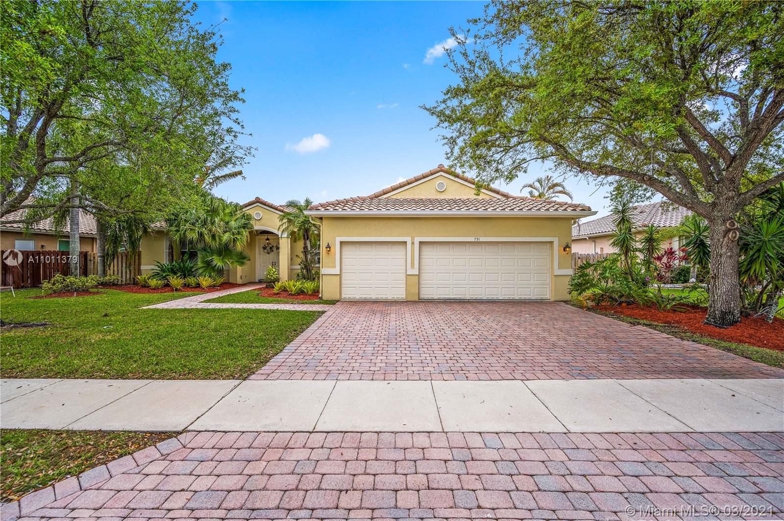 791 SW 189th Ter, Pembroke Pines, FL 33029