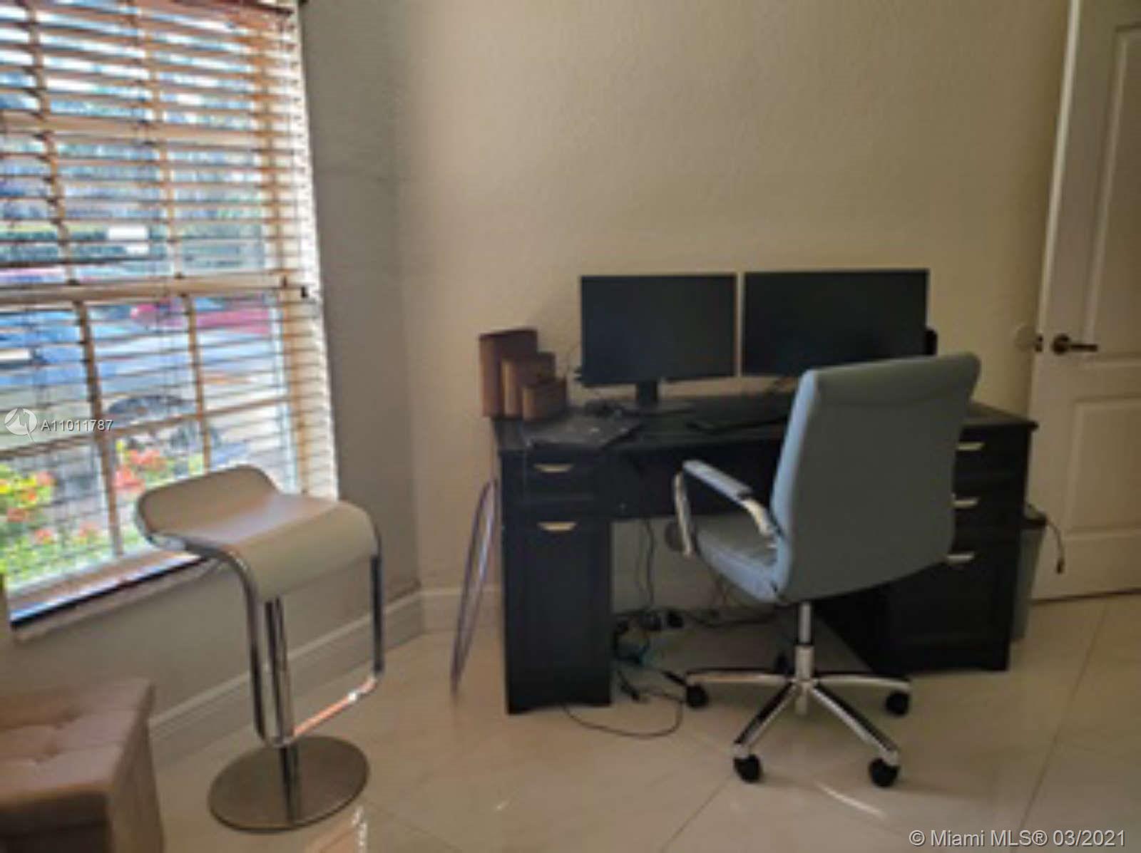 Doral, FL 33178,8566 NW 110th Ave