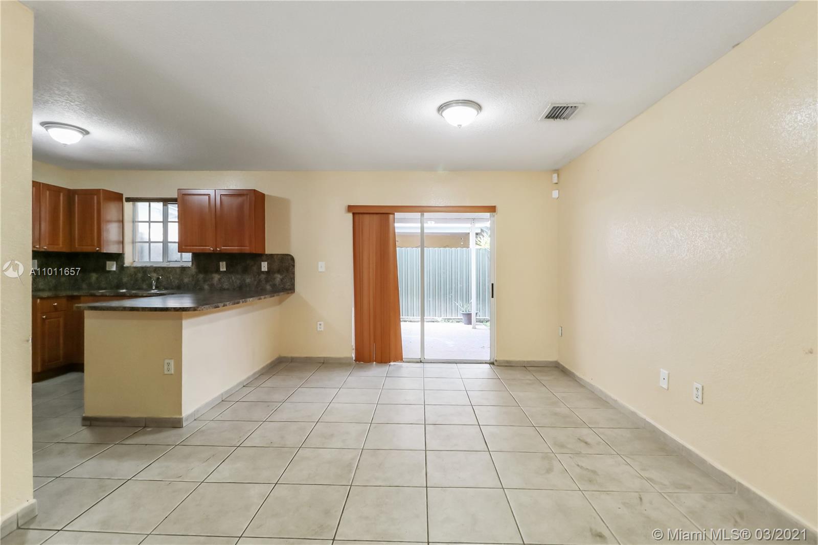 Hialeah Gardens, FL 33018,11486 NW 94th Pl #2