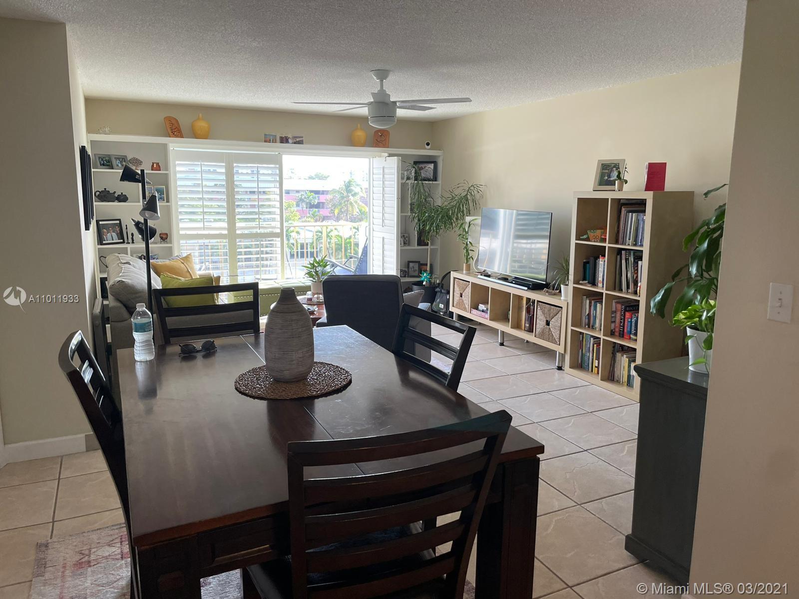 North Miami Beach, FL 33160,3770 NE 171st St #401