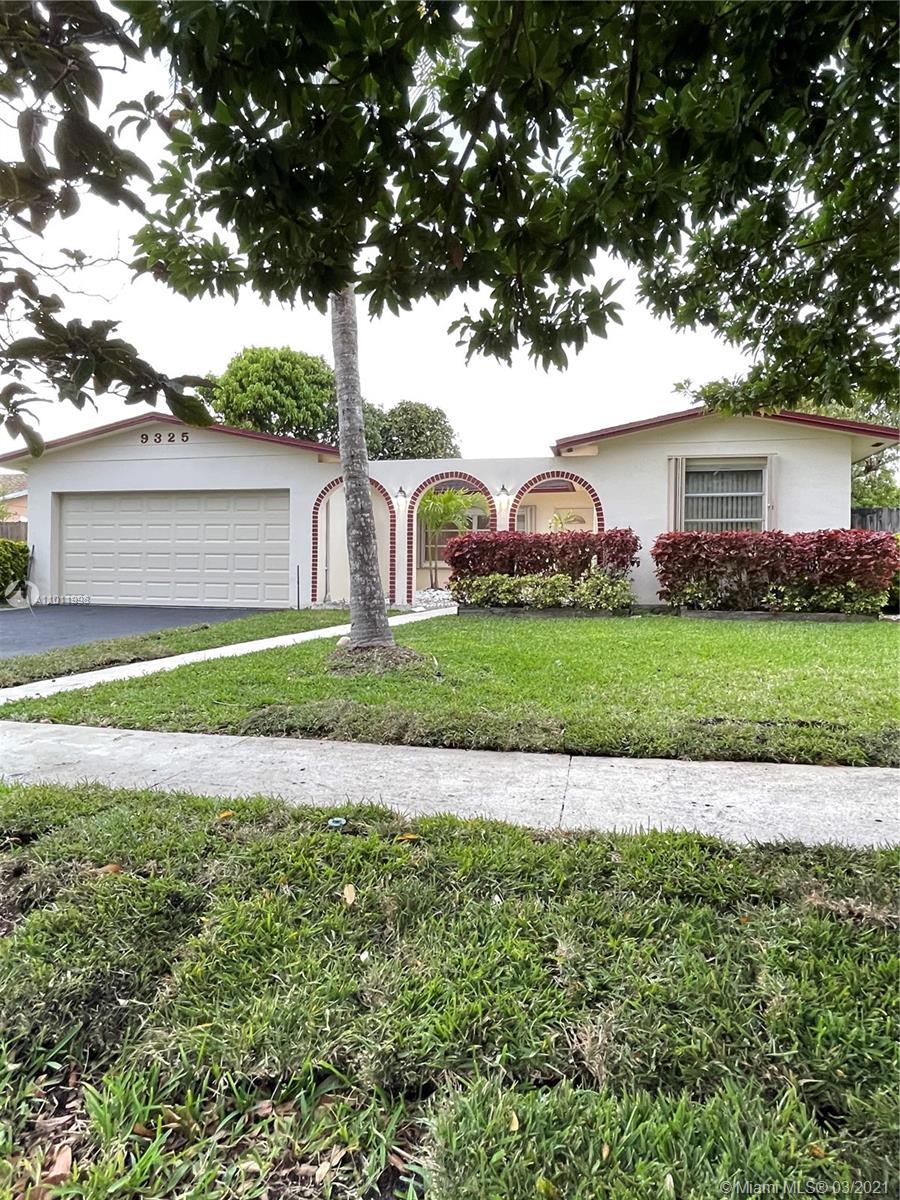 Pembroke Pines, FL 33024,9325 NW 24th Pl