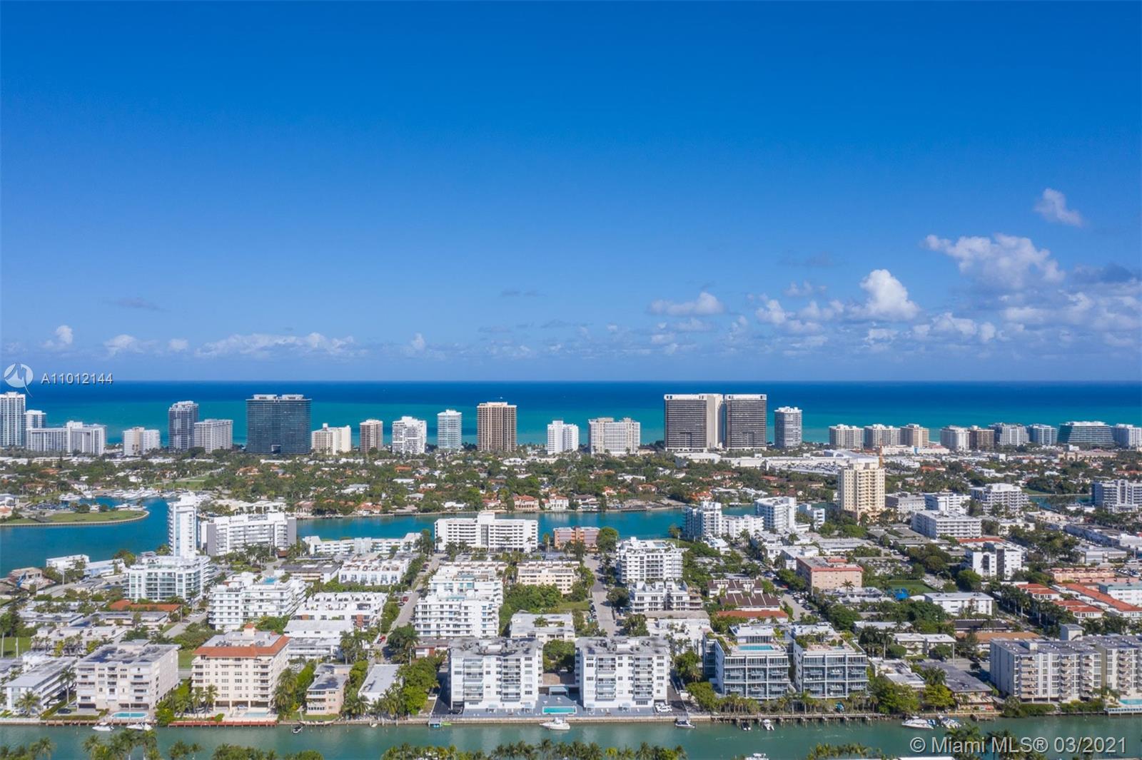 Bay Harbor Islands, FL 33154,10000 W Bay Harbor Dr #204