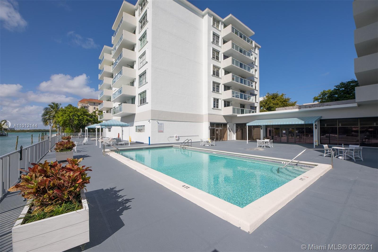 Bay Harbor Islands, FL 33154,10000 W Bay Harbor Dr #204