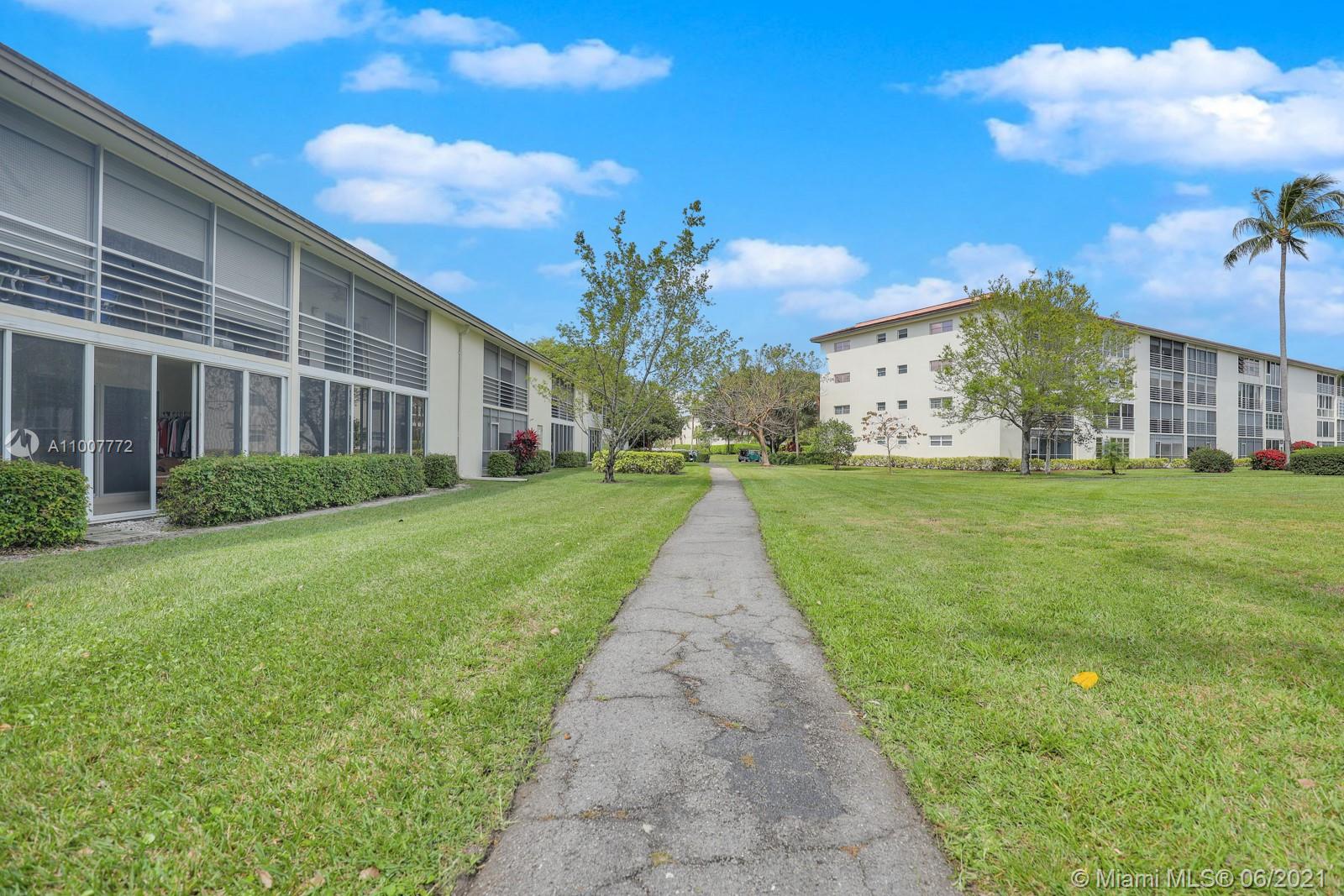 2805 VICTORIA WAY G1, Coconut Creek, Florida 33066, 2 Bedrooms Bedrooms, ,2 BathroomsBathrooms,Residential,For Sale,2805 VICTORIA WAY G1,A11007772