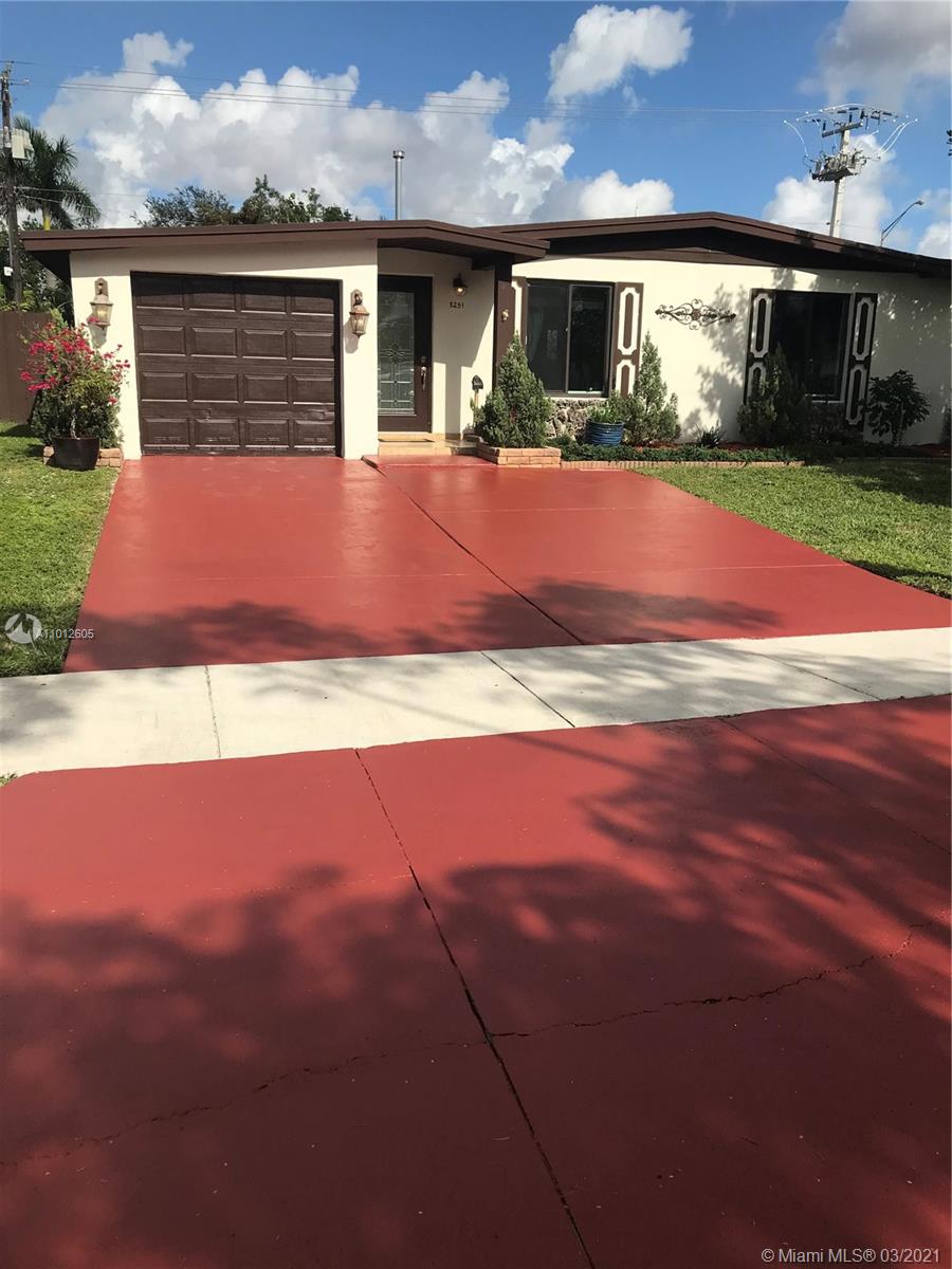 8251 NW 185th Ter, Hialeah, FL 33015