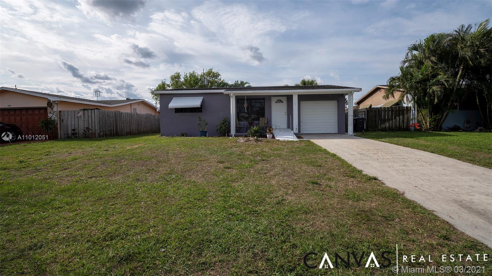 3570 Brooklyn Ln, Lake Worth, FL 33461