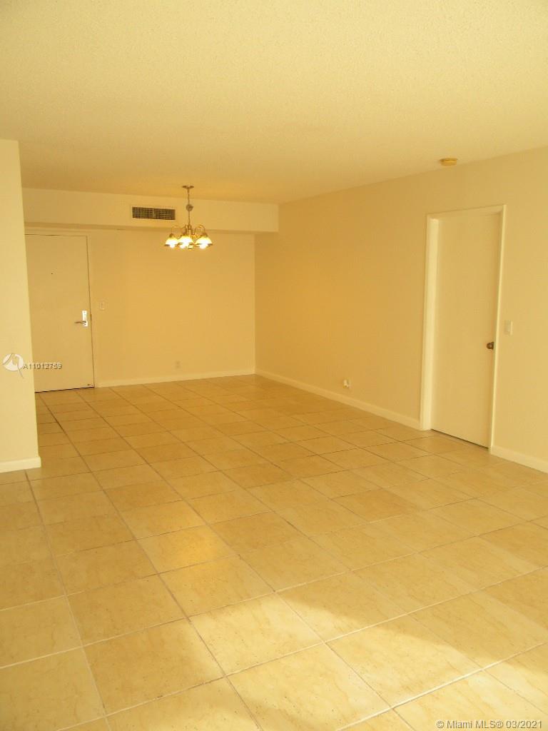 Aventura, FL 33180,3300 NE 191 St #817