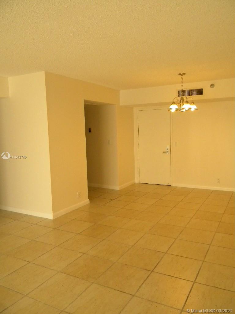 Aventura, FL 33180,3300 NE 191 St #817