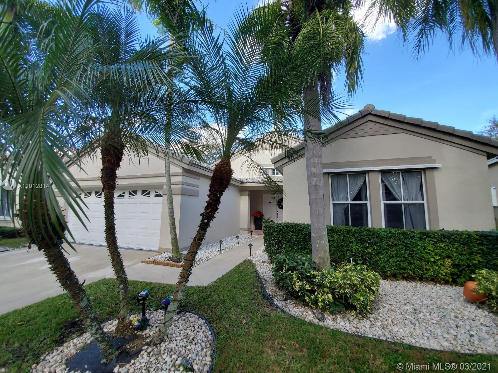 663 Carrington Ln, Weston, FL 33326