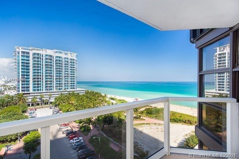 Miami Beach, FL 33141,6423 Collins Ave #1009