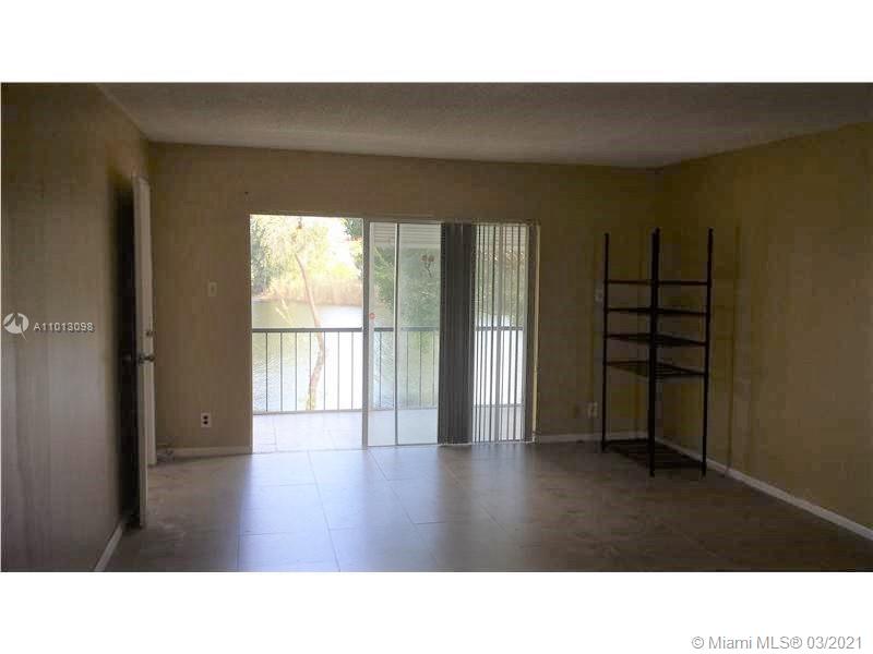 Lauderhill, FL 33319,3300 Spanish Moss Ter #211