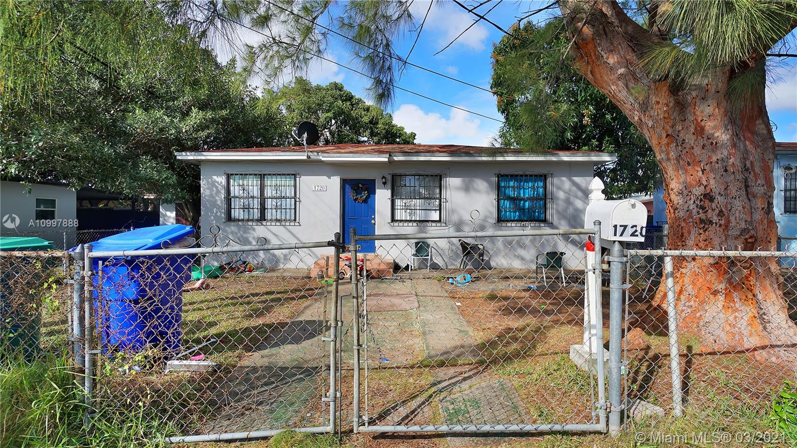 1800 NW 18th St, Miami, FL 33125