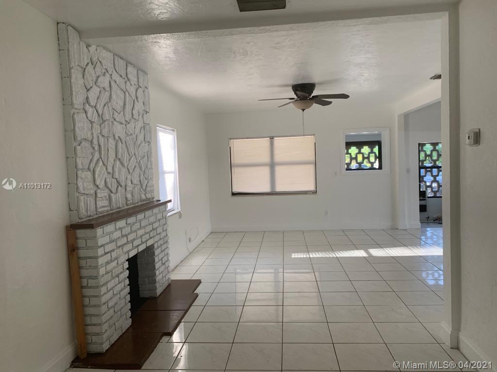 North Miami Beach, FL 33162,1395 NE 175th St