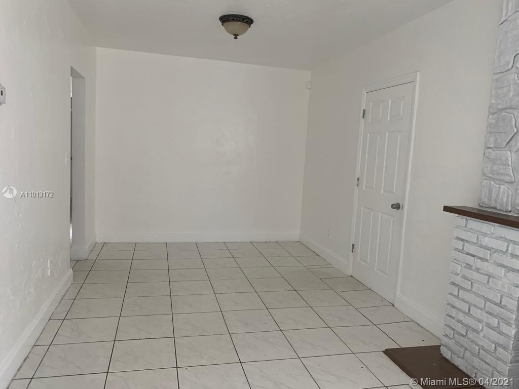 North Miami Beach, FL 33162,1395 NE 175th St