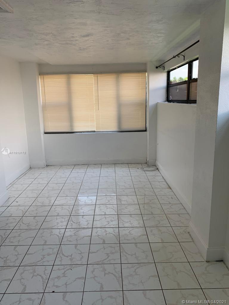 North Miami Beach, FL 33162,1395 NE 175th St