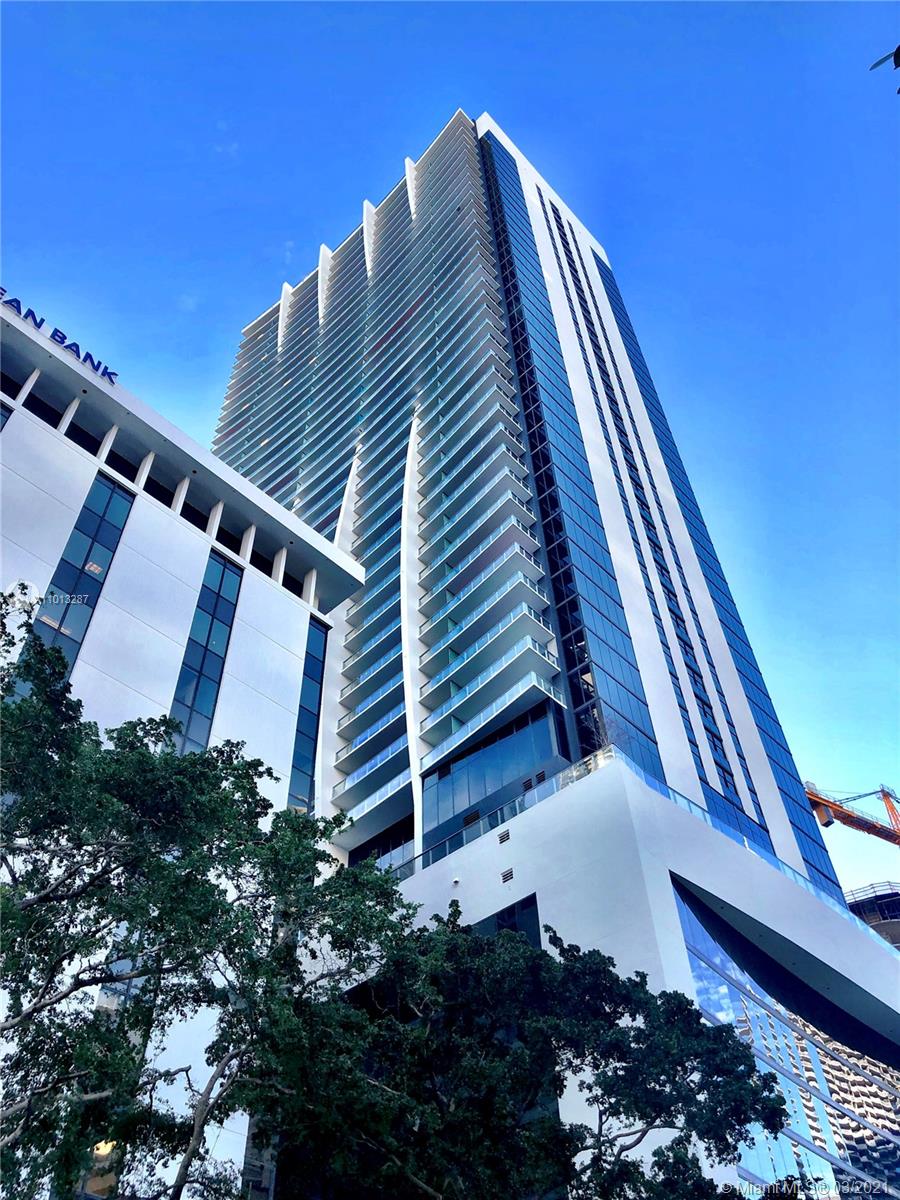 1010 Brickell Ave #2007, Miami, FL 33131