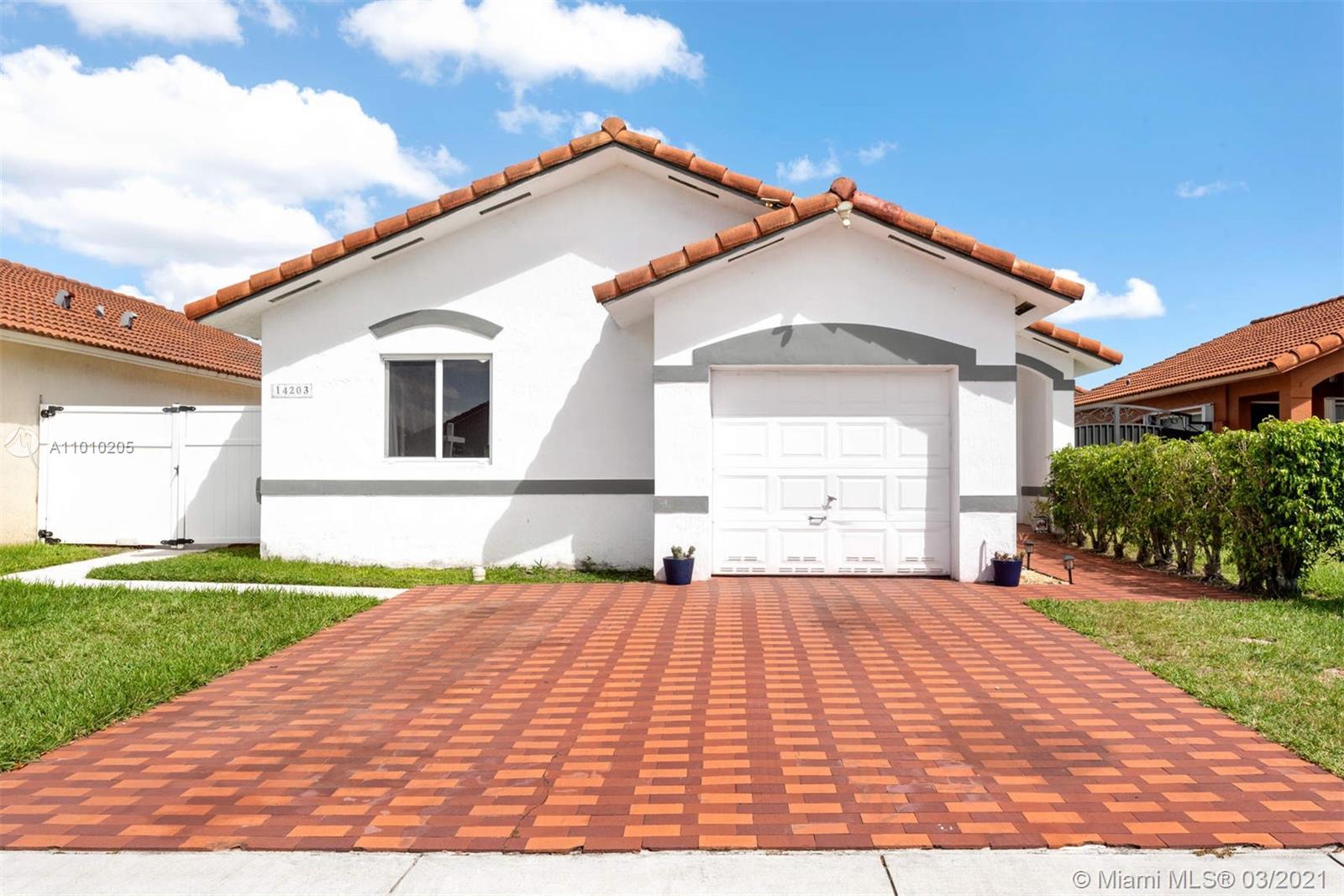 14203 SW 148th Pl, Miami, FL 33196