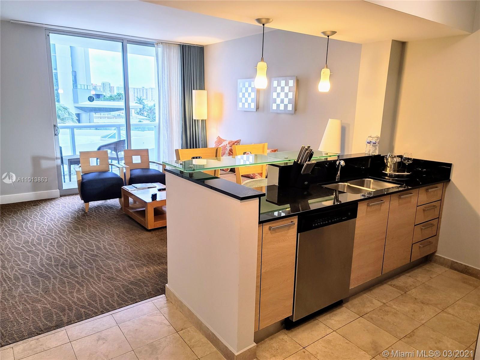 Sunny Isles Beach, FL 33160,18683 Collins Ave #1610