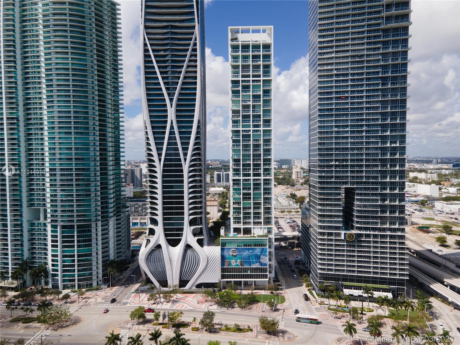 1040 Biscayne Blvd #1704, Miami, FL 33132