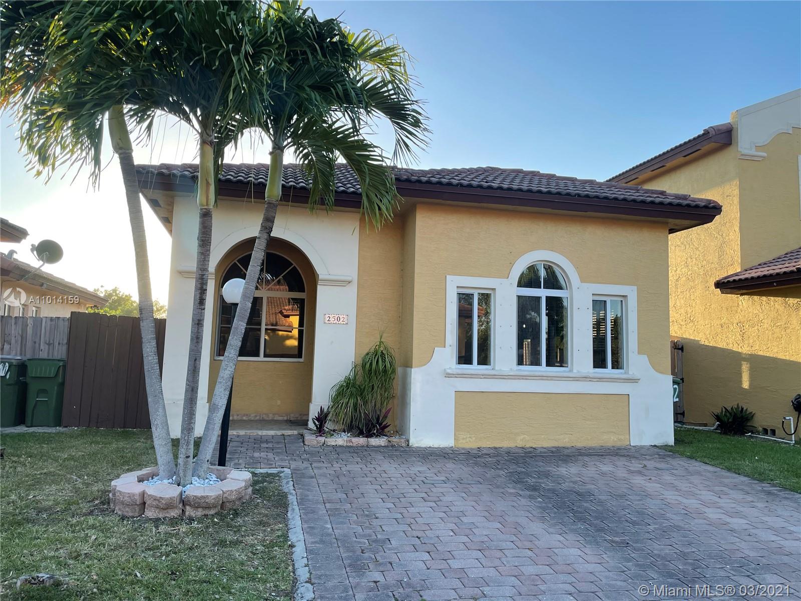 2502 NE 41st Ave, Homestead, FL 33033