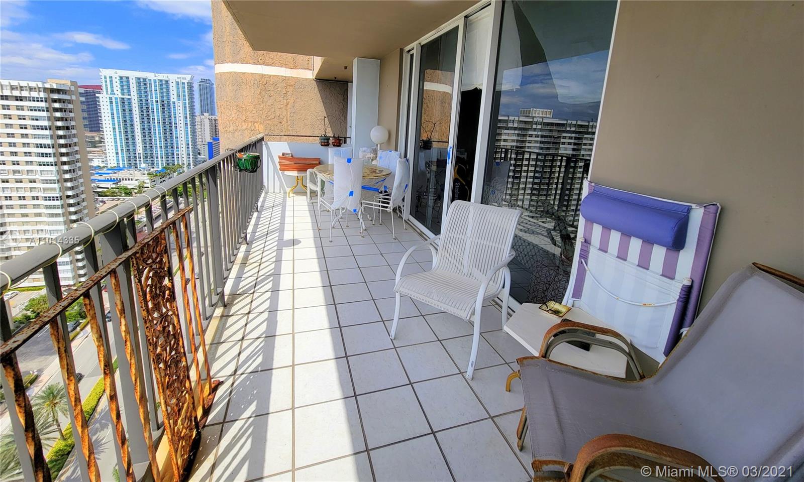 Hallandale Beach, FL 33009,2030 S Ocean Dr #2207