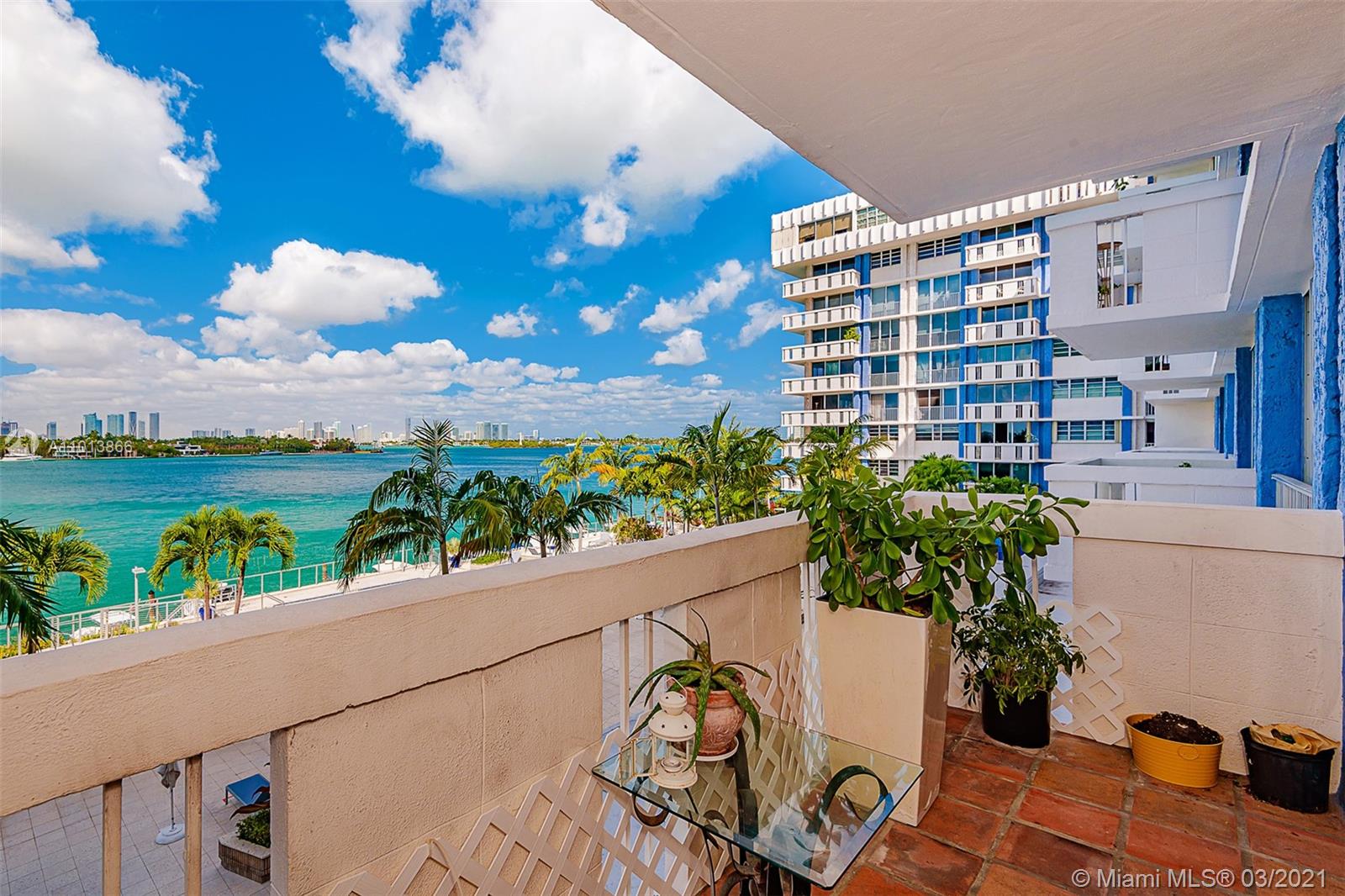 Miami Beach, FL 33139,800 West Ave #421