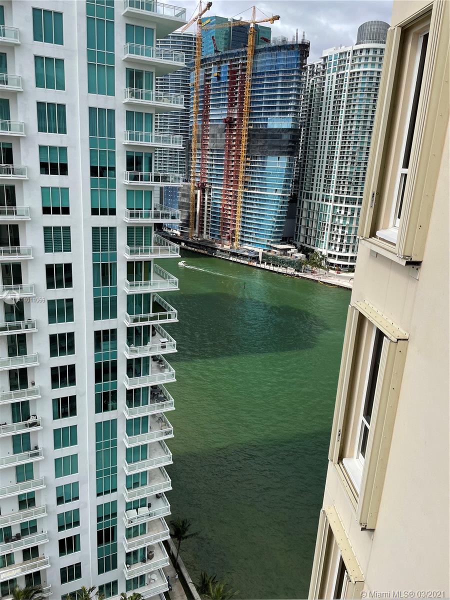 Miami, FL 33131,888 Brickell Key Dr #2302