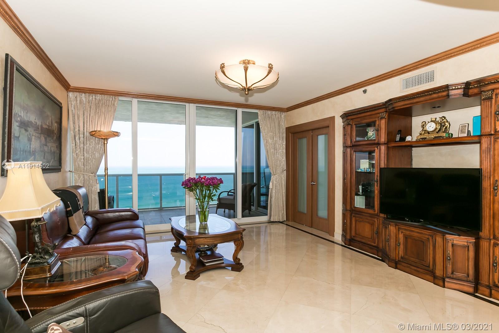 Sunny Isles Beach, FL 33160,19111 Collins Ave #1105