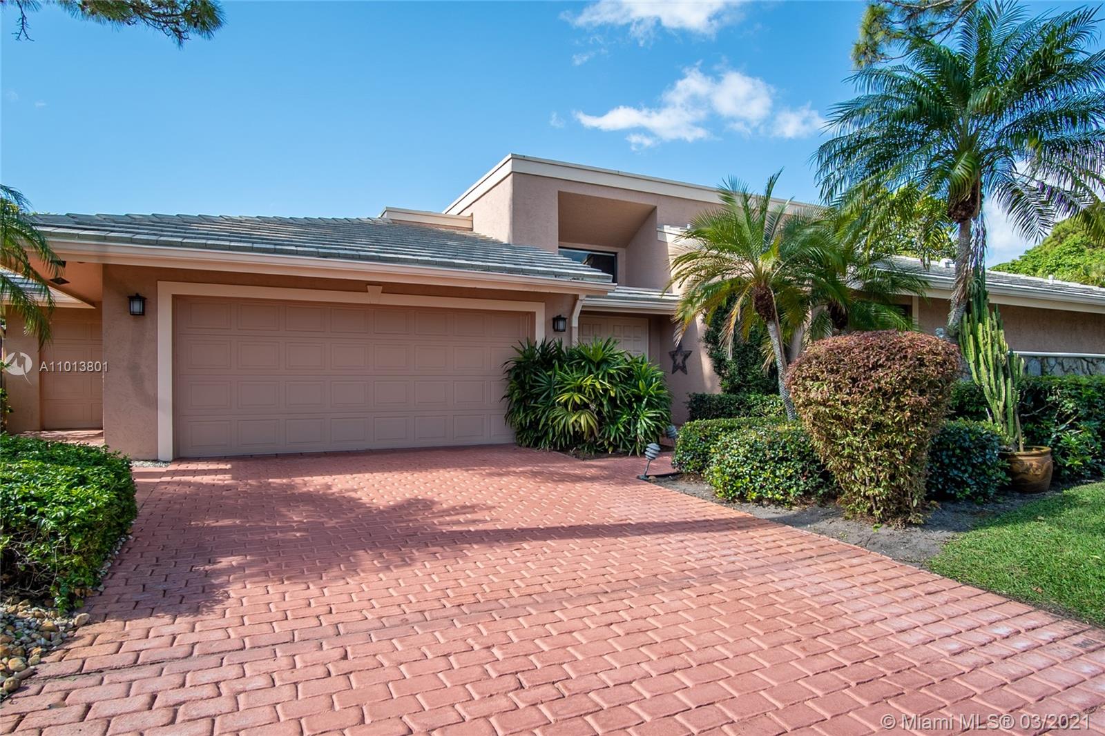 Delray Beach, FL 33445,674 Lakewoode Cir W