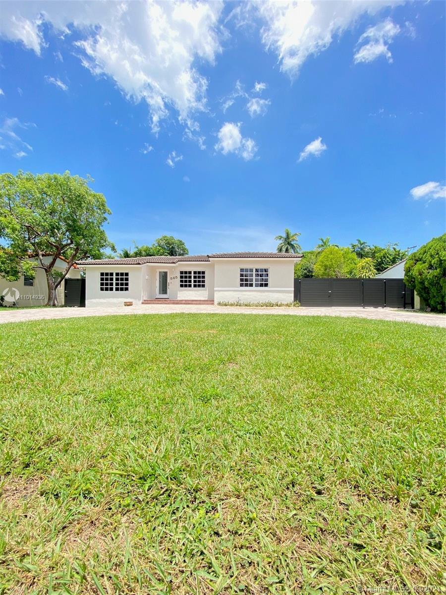 565 East Dr, Miami Springs, FL 33166