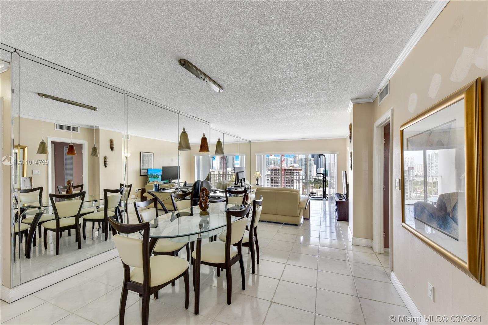 Sunny Isles Beach, FL 33160,300 Bayview Dr #2009