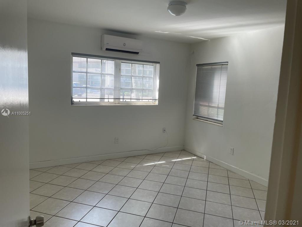 Coral Gables, FL 33146,6511 Santona #C11