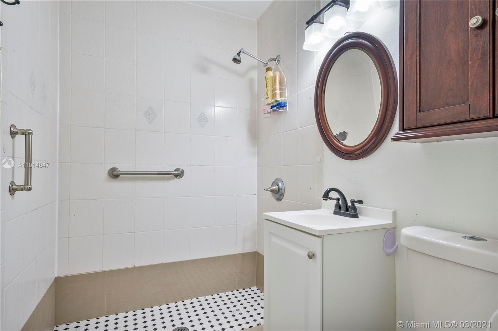 Hialeah, FL 33013,968 E 33rd St