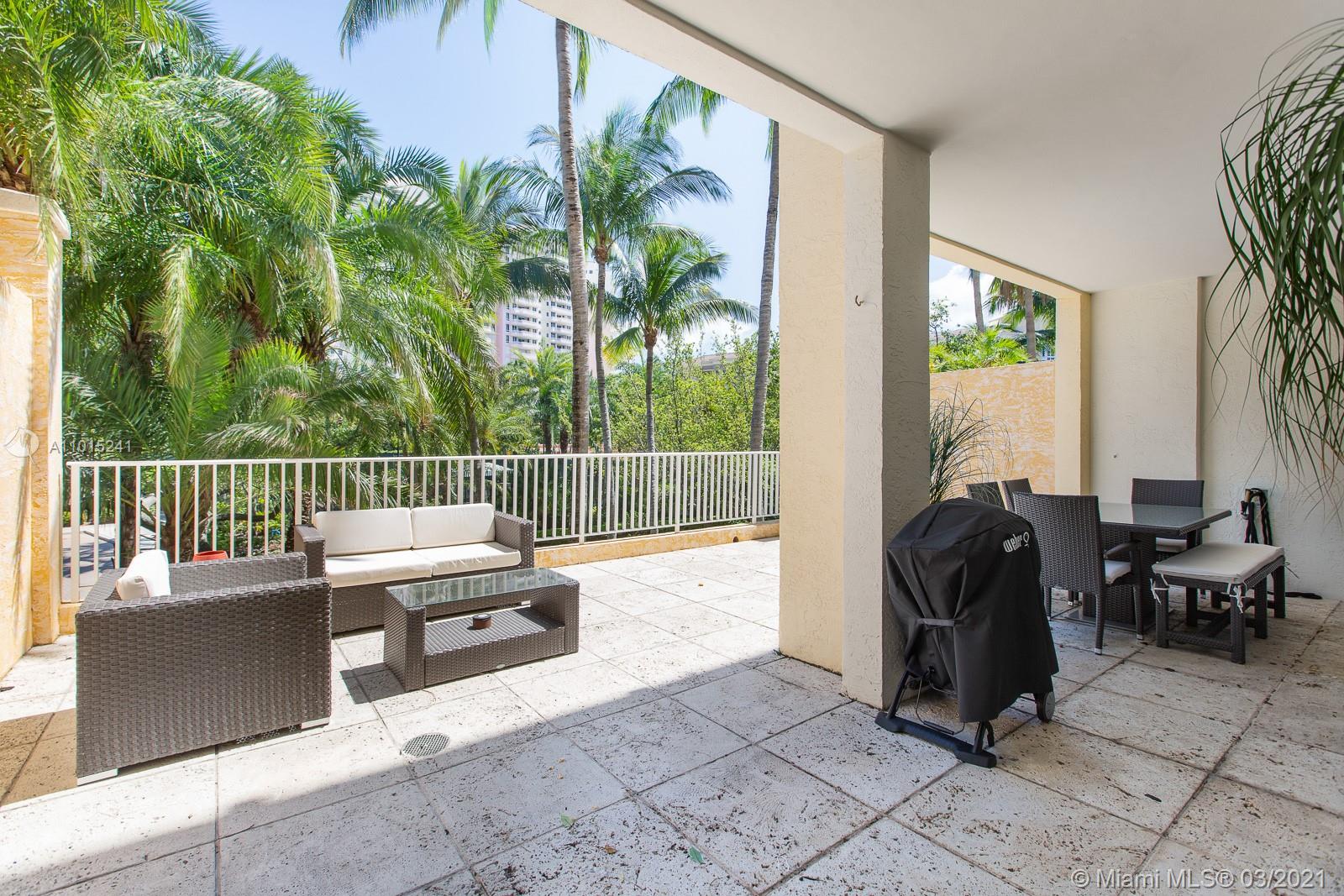 717 Crandon Blvd #208, Key Biscayne, FL 33149