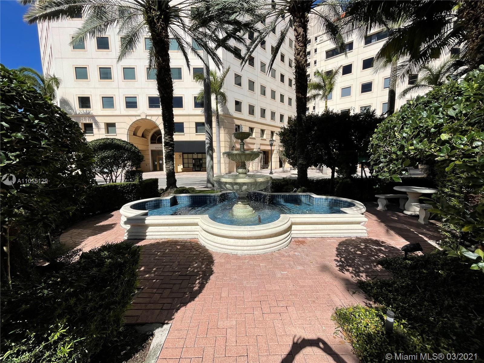 Coral Gables, FL 33134,888 S Douglas Rd #813