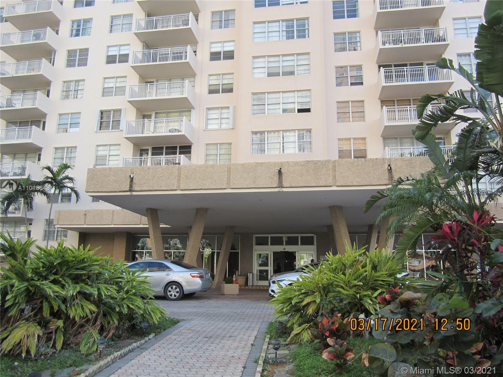 Sunny Isles Beach, FL 33160,250 174th St #1707