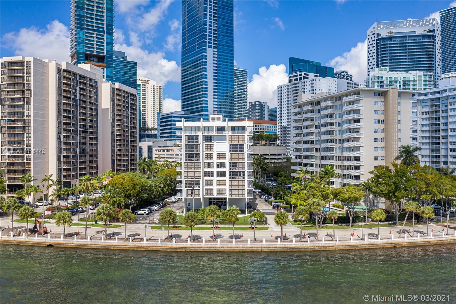 Miami, FL 33131,1440 Brickell Bay Dr #701