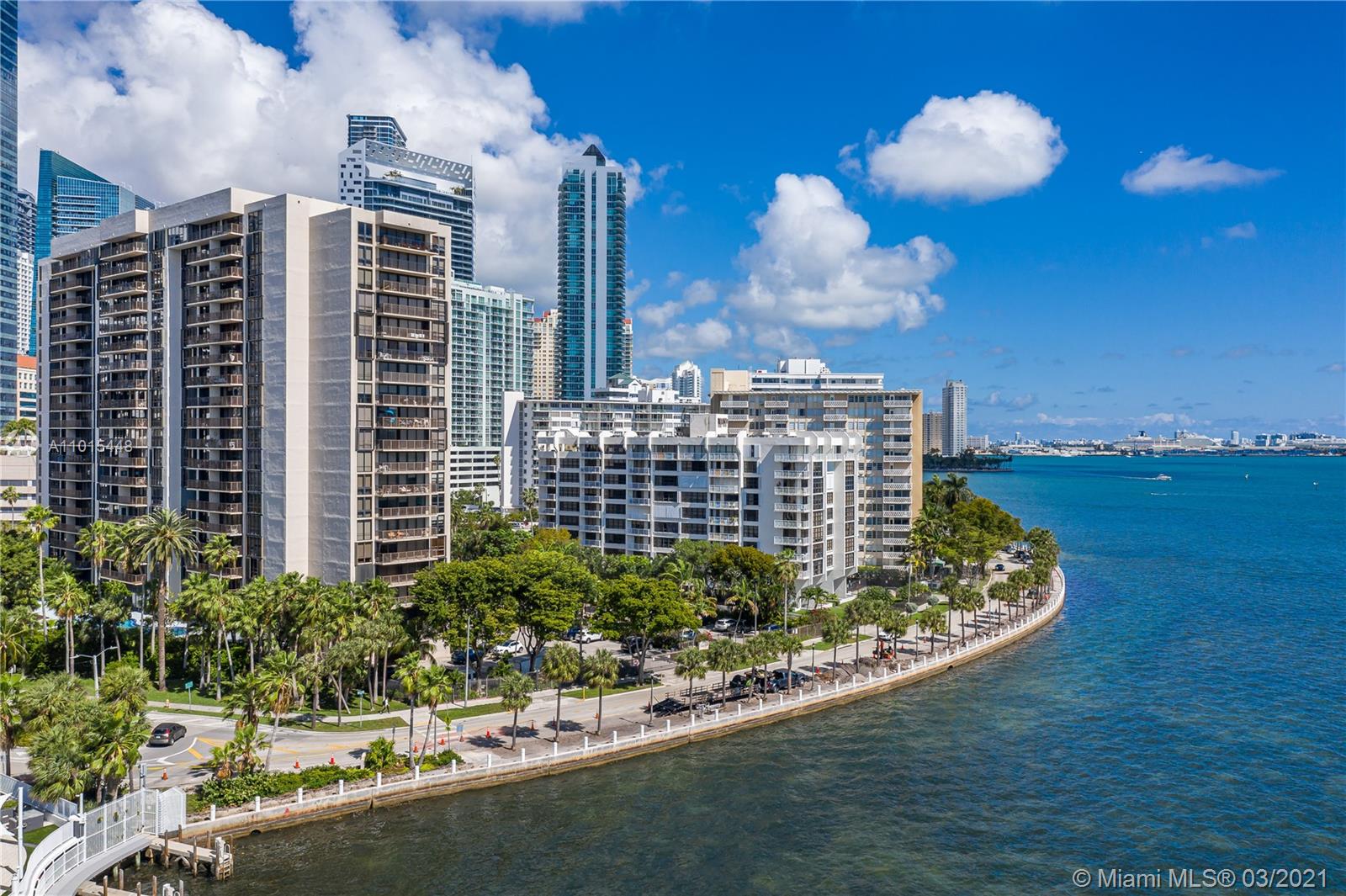 Miami, FL 33131,1440 Brickell Bay Dr #701