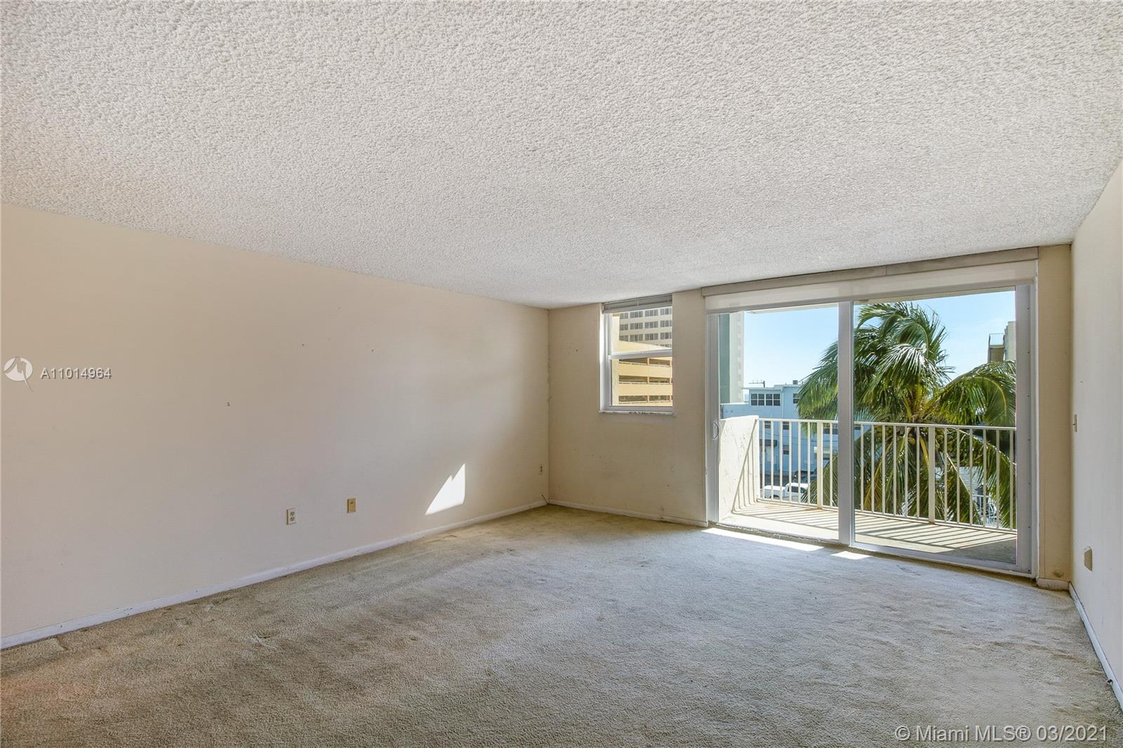 Hollywood, FL 33019,211 S Ocean Dr #402