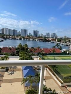 3640 S Yacht Club Dr #908, Aventura, FL 33180